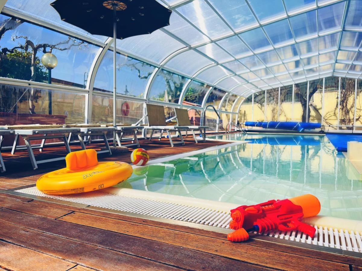 Villa Giada Resort Imperia Bagian luar foto