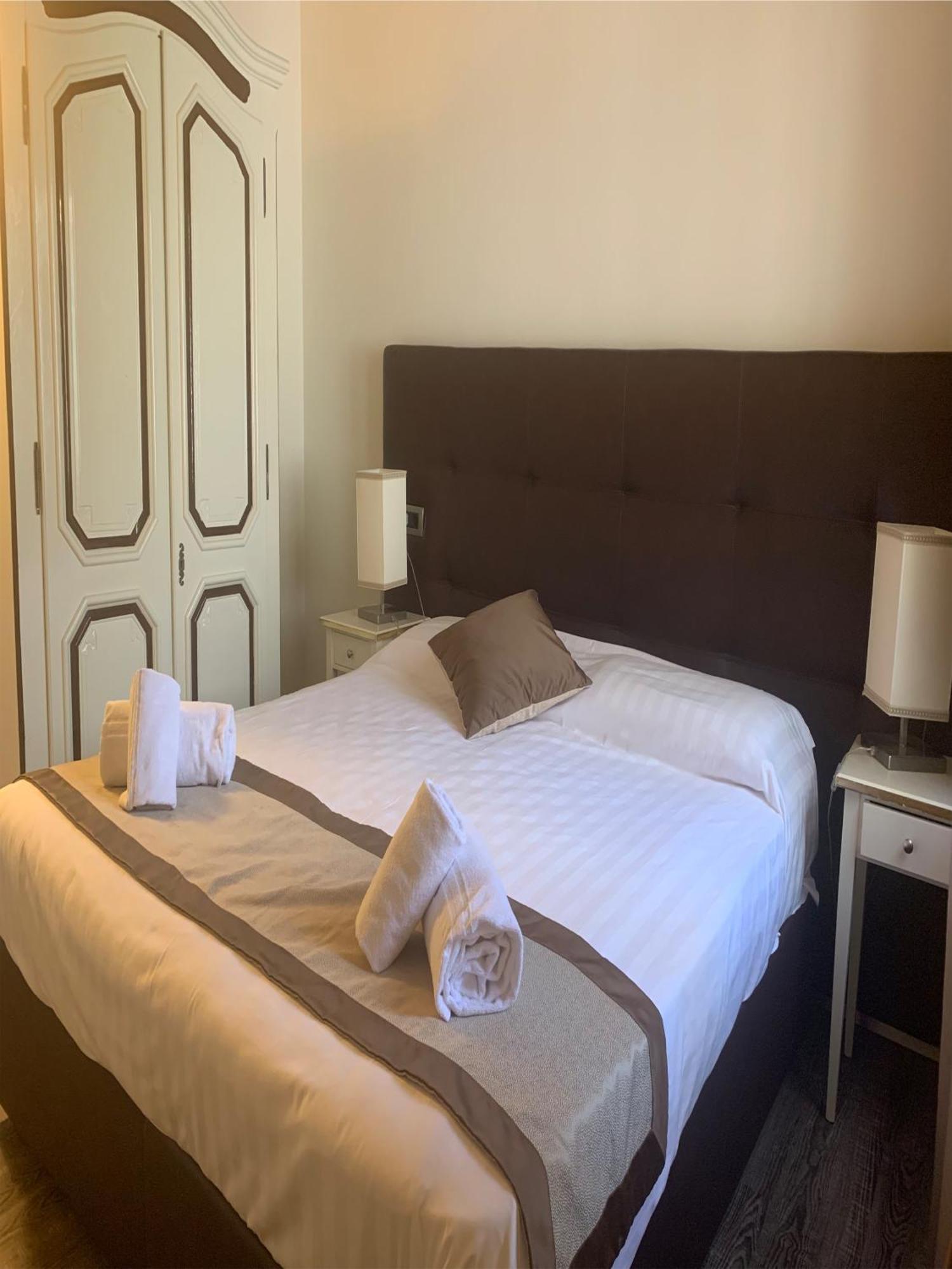 Villa Giada Resort Imperia Bagian luar foto